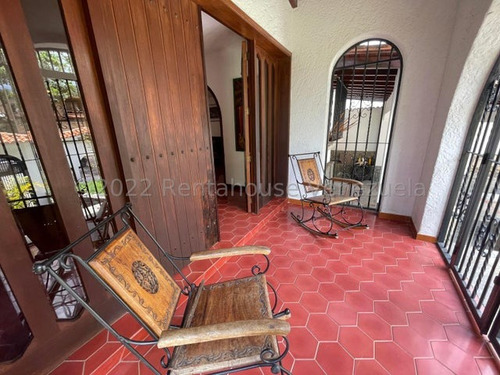 Se Vende Casa En Santa Paula Mls #23-2728