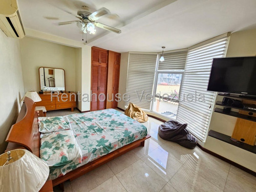 Casa En Venta El Limón 25-24727 Yb