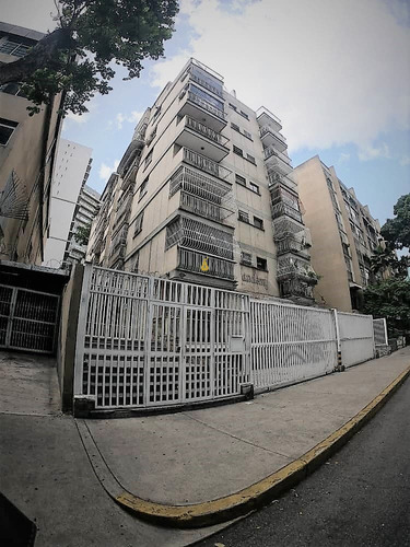 Apartamento En Venta El Bosque 104m2