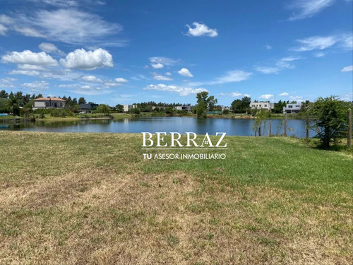 Ote En Venta A La Laguna En San Matias Area 5 1042 M2 Escobar