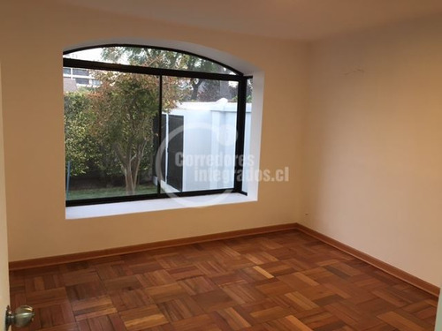 Casa Remodelada 4 Dorm. 3 Baños, Las Condes