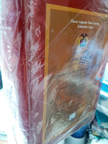 Código Penal Y Código De Procedimiento Penal, De Oscar Augusto Toro Lucena. Editorial Nueva Jurídica En Español