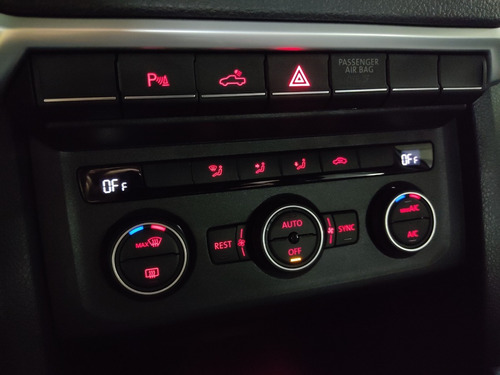 Imagen 10 de 12 de Vw Amarok Highline Dc 4x2 2.0 Tdi At 0km 2021