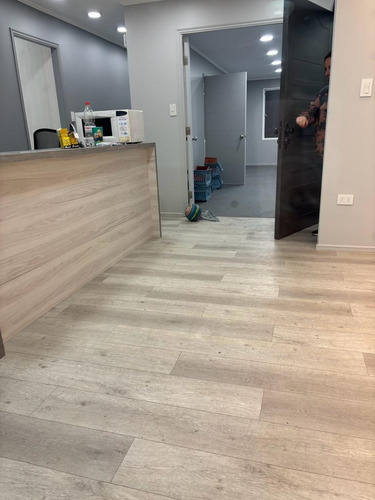 Excelente Casa Comercial Con Local, Oficina, Bodega, Estacio