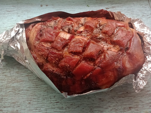 Pernil De Cerdo Y Lunch
