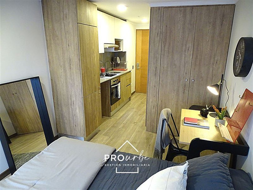 Departamento En Arriendo De 1 Dorm. En Santiago