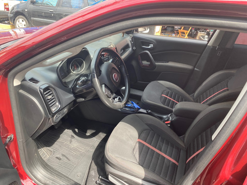 Fiat Toro 1.8 16v Freedom Flex 4x2 Aut. 4p