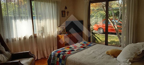 Casa En Venta De 3 Dorm. En La Reina