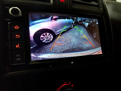 Imagen 12 de 15 de Nissan Versa 2019 1.6 Advance At