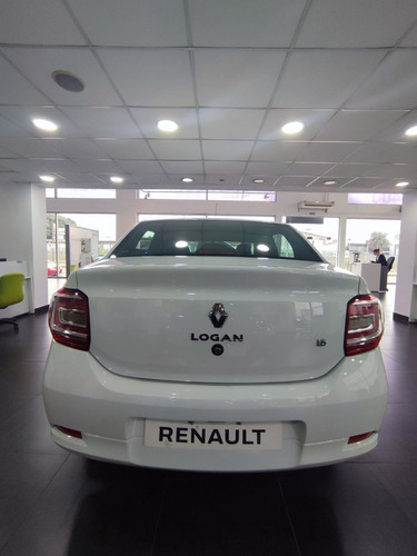 Imagen 10 de 19 de Renault Logan 1.6 16v Life Ft