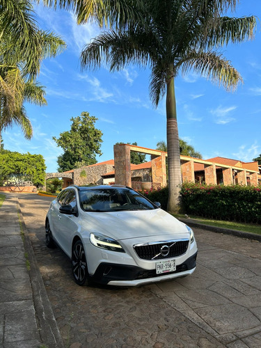Volvo V40 2.0 Inspirion Awd T5 Cross Country At