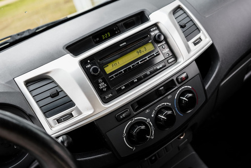Toyota Hilux 2.7 Cd Srv Vvti 4x2