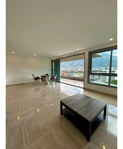 En Alquiler Lujoso Apartamento En Lomas De Las Mercedes