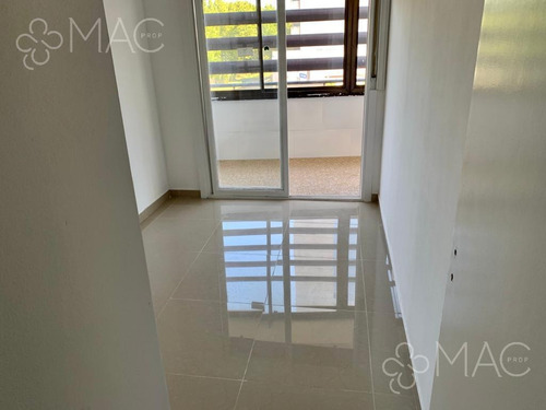 Imagen 10 de 19 de Venta Departamento Vicente Lopez | 4 Amb Con Dependencia (101210501)