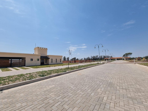 Imagen 4 de 6 de Lote En Estancia Santa Lucía, Etapa 1a