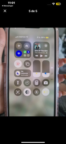 Apple iPhone 13 Pro Max (128 Gb) - Oro Y AirPods 4tq Generación (Usado)