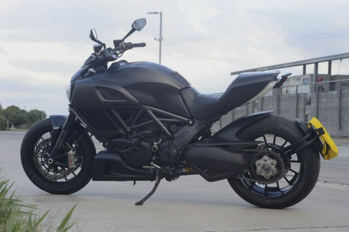 Imagen 7 de 10 de Ducati Diavel Dark