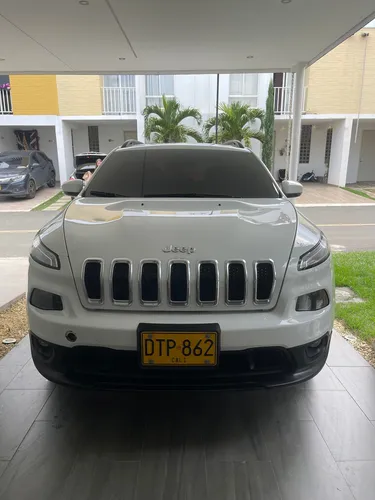 Jeep Cherokee 3.2 Longitude Plus