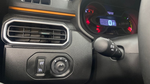 Imagen 18 de 20 de Renault Oroch Intense 1.3 Turbo