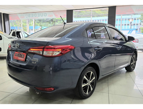 Toyota Yaris Sedán 1.5 16V FLEX SEDAN XLS CONNECT MULTIDRIVE
