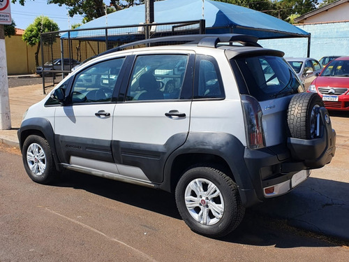 Imagem 3 de 7 de Idea Adventure 1.8 Flex Mecânica 2013 Apenas 70 Mil Km