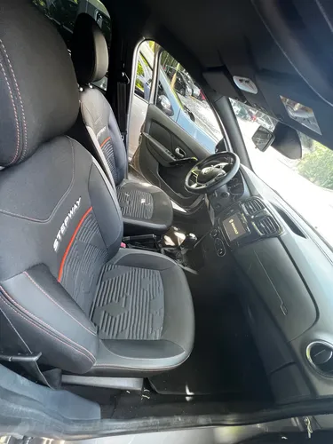 Renault Stepway 1.6 Intense Automática