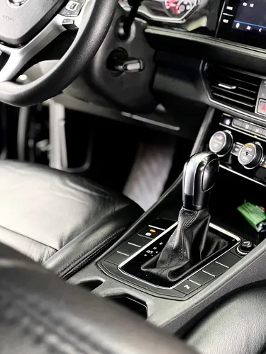 Volkswagen Jetta Comfortline 2019 1.4