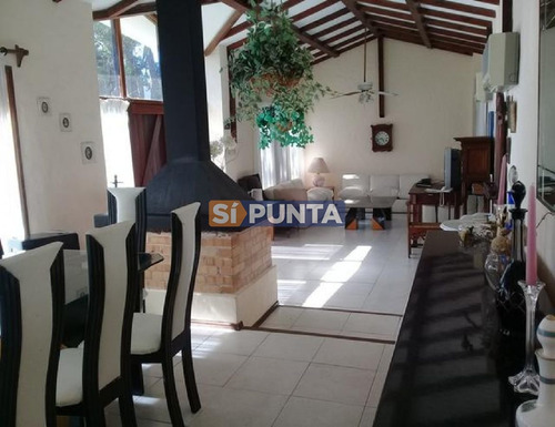 Imagen 2 de 11 de Casa En Alquiler Playa Mansa