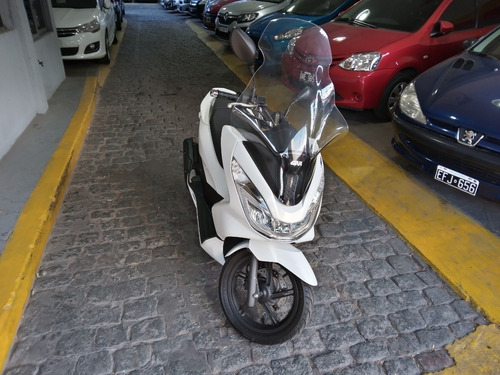 Imagen 4 de 8 de Honda Scooter Pcx 150 2017