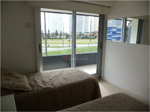Imagen 13 de 30 de Apartamento En Punta Del Este, Mansa, Zona Del Conrad