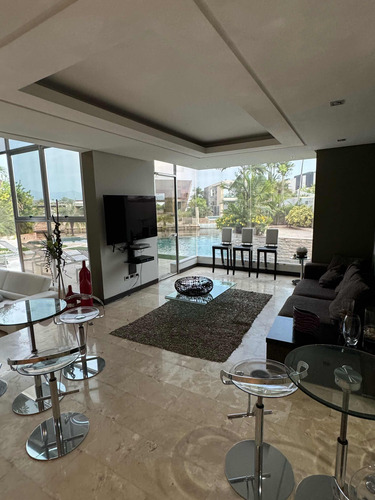 Se Ofrecen Alquiler Espectacular Casa En Las Villas