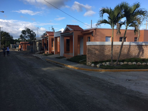 Imagen 2 de 13 de Casas De 3 Habitaciones Y 2 Baños.