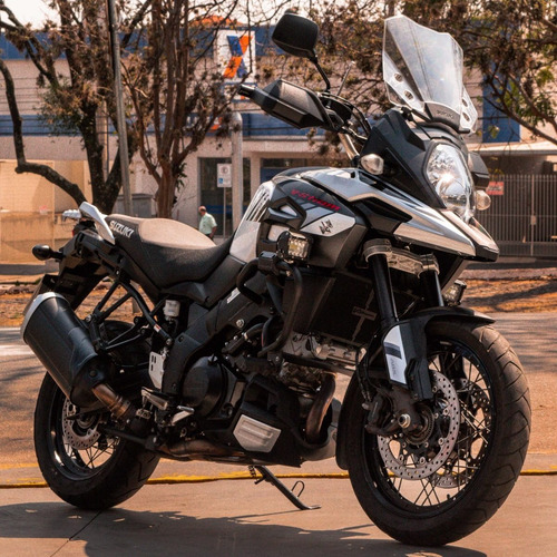 Imagem 1 de 10 de Moto Suzuki V-strom 2019 Branca