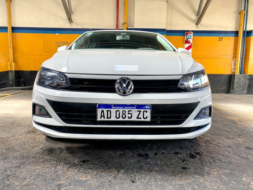 Imagen 2 de 24 de Volkswagen Polo Trendline 1.6 Msi 110cv At 2018