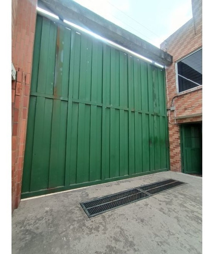 Imagen 6 de 28 de En Venta Edificio Comercial Morón.