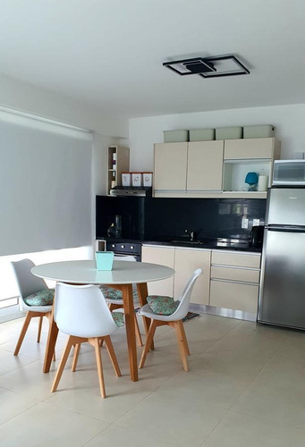 Imagen 3 de 9 de Departamento - Jardines Del Palmar