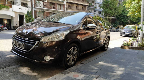Peugeot 208 1.6 Feline 2014