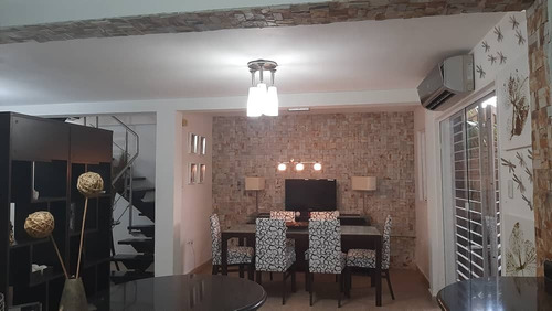 Imagen 3 de 30 de Se Vende Amplio Townhouse Canta Piedra Plth-327 04125067379 04244900499