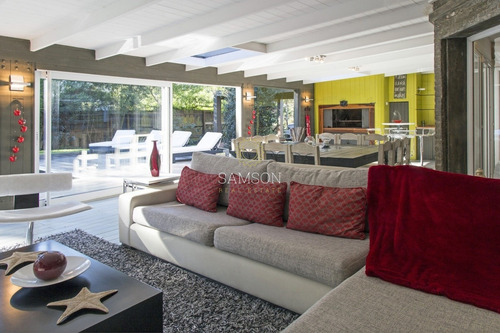 Laguna Blanca Casa De 4 Dormitorio En Venta Manantiales Punta Del Este- Ref: 74
