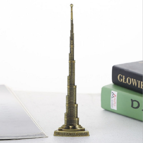 Maqueta Del Emblemático Burj Khalifa