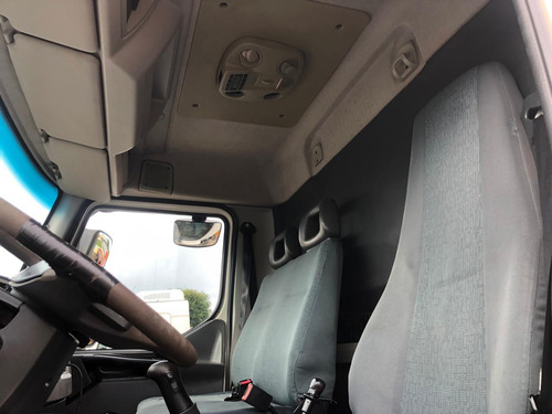 Caminhão Volvo Vm 220 2013 Munck Com Controle 15t
