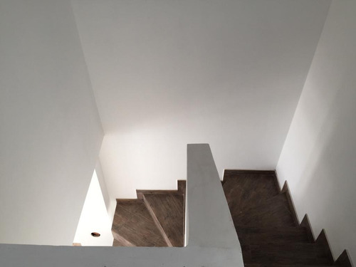Duplex En Venta En Los Hornos
