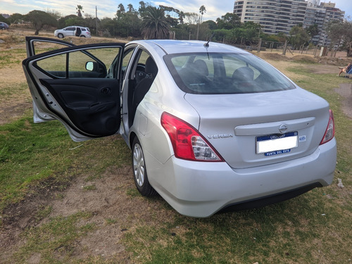 Imagen 5 de 10 de Nissan Versa