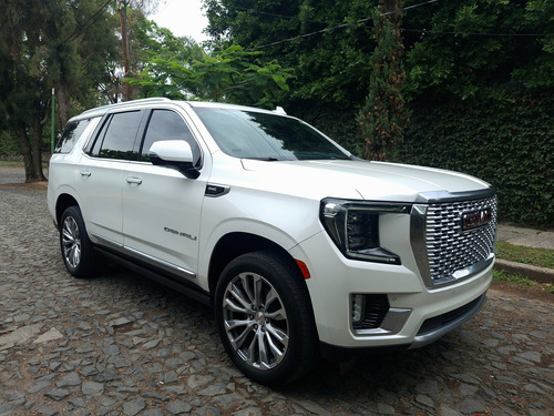 Impecable Familiar O Ejecutiva Motor Nuevo De Agencia Con Ga
