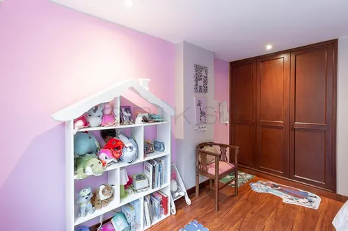Apartamento En Venta En Chico Reservado. Cod V3984