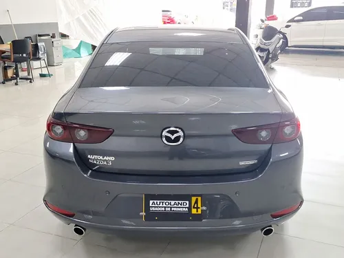Mazda 3 TOURING HÍBRIDO