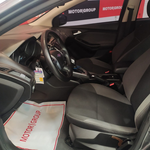 Imagen 11 de 14 de Ford Focus Se Gris 2013