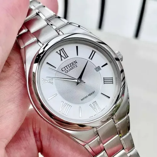 Citizen quartz water resist 100 sale