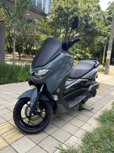 Yamaha N-max 2023