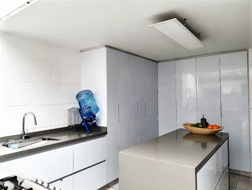 Casa En Venta En Alhambra. Cod V15001